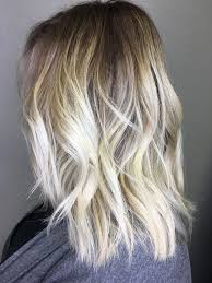 Blonde Balayage Dark Roots With Bleach Blonde Ends Medium Length Hair Beach Waves Balayage Hair Blonde Medium Blonde Balayage Dark Roots Blonde Hair