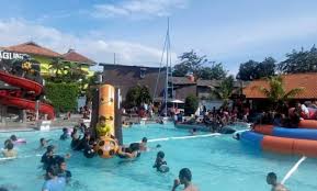 10 Kolam Renang Di Jakarta Timur Buka Sampai Malam Yang Bagus 2020 Indoor Murah Alamat Ada Air Hangat 24 Jam Tiket Masuk Jejakpiknik Com