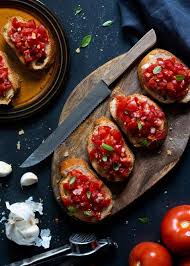 Bruschetta Das Rezept Fur Die Weihnachtsvorspeise Rezepte Vorspeisen Rezepte Weihnachtsessen Vorspeise