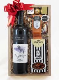 Mellow Red Wine Hamper In 2020 Wine Hampers Red Wine Gifts Wine Gift Box Ideas