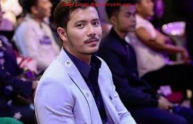 Kayu Paling Popular Viral Tak Rasa Terkilan Malah Gelak Besar Fattah Amin Pelakon Fattah Amin Memberitahu Bahawa Beliau Tidak Kecil Lucu Artis Gambar