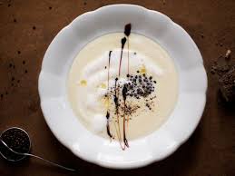 Schwarzwurzel Pastinaken Suppe Ganz In Weiss Rezept Pastinaken Schwarzwurzel Pastinaken Rezepte