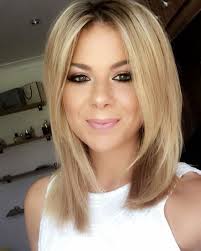 Medium Layered Straight Hair Straight Hairstyles Medium Hair Styles Medium Length Hair Styles