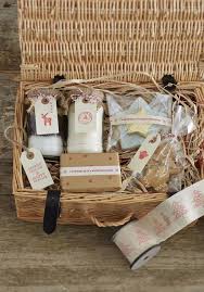 15 Crafty Christmas Hamper Ideas Hobbycraft Blog Christmas Gift Hampers Christmas Baskets Xmas Hampers