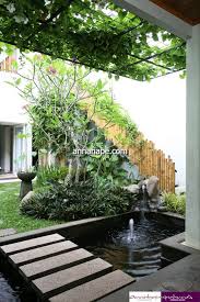 Taman Mungil Kolam Ikan Dan Tangga Assesories Bambu Backyard Landscaping Designs Courtyard Design Ponds Backyard