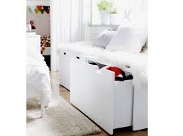 Les Rangements Pratiques Deviennent Invisibles Elle Decoration Decoration Maison Ikea Nouveautes Meuble Rangement