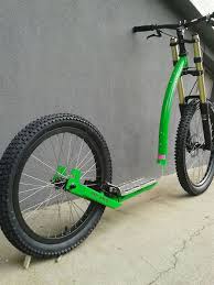 Die Legendaren Xh Roller Made In Schriese Kickbike Tretroller Dogscooter Verkauf Und Vermietung Tretroller Fahrrad Ideen Roller