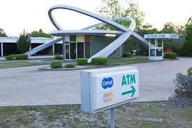 Space Age Bank Alma Georgia 1966 By Mike Dorsett Googie Unusual Buildings Building