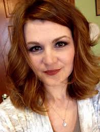 Brown Hazel Eyes Strawberry Blonde Auburn Hair Ivory Skin Tone Even If I M Tan I M Still Pretty Fa Hazel Eyes Colorful Highlights In Brown Hair Auburn Hair