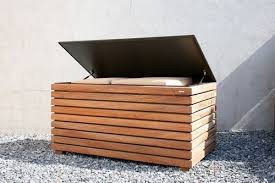 Coffre Contemporain De Jardin A Coussins Forte By Sebastian David Buscher Conmoto Coffre De Jardin Rangement Exterieur