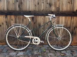 Rakete Mixte Commuter Bike Porteur Front Rack Stainless Steel Rund Ums Rad Fahrrad Design Rad