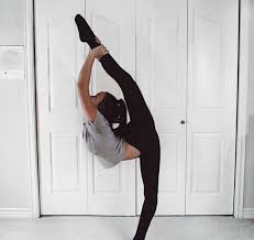 Needle By Alivia Gymnastics Poses Dance Photography Flexibility Dance