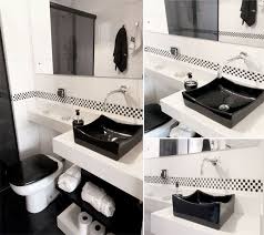 Decore A Casa Com Preto E Branco Revista Casa Linda Banheiro Pequeno Simples Decoracao Banheiro Pequeno Banheiro Pequeno