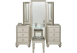 Sofia Vergara Paris Silver 2 Pc Vanity Set Accent Pieces Colors Vanity Set Sofia Vergara Bedroom Furniture French Country Bedrooms