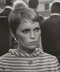 30 Beautiful Portraits Of Mia Farrow With Pixie Haircut In The 1960s Mia Farrow Mia Farrow Pixie Pixie Haircut
