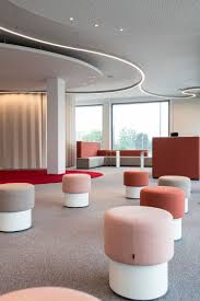 The Sparkasse S Innovative Advice Concept S On Has Been Perfectly Expressed In The Design Style Bank Interior Design Office Interior Design Furniture Design