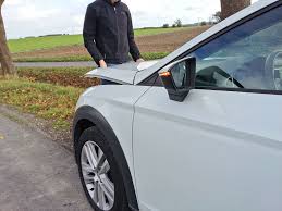 Bei Schaden Gut Gewappnet Eine Kfz Reparaturkostenversicherung Schutzt Vor Unvorhersehbaren Ausgaben Auto Motorrad Roller Kfz Versicherung Kfz Reparatur