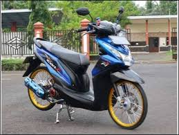 Inilah 11 Modifikasi Motor Beat Fi Simple Tapi Keren Lowrider Motor Motor Honda