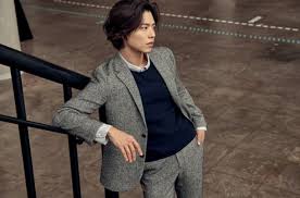 Park Bo Gum Is A Total Heartthrob With Long Hair In 2018 F W Tgnt Pictorial Long Hair Styles Long Hair Styles Men Handsome Asian Men