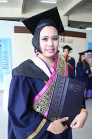 Commitment Determination Pays Says Uitm Graduate Borneo Post Online