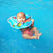 Baca Ini Sebelum Cemplungin Bayi Ke Kolam Renang Nengbiker Parking Only