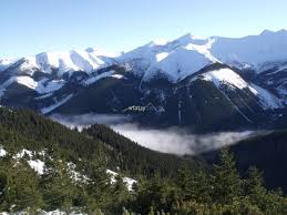 Pierwsze Oznaki Wiosny W Tatrach Tatra Mountains Mountains Beautiful Landscapes
