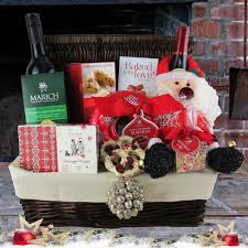 Wonderful Christmas Hampers Ideas Some Events In 2020 Custom Christmas Gifts Christmas Hamper Christmas Gift Baskets