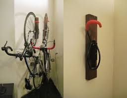 Fahrradhalterung Wand Selber Bauen Anleitung Haken Wand Montage Holz Bretter Fahrrad Wandhalterung Selber Bauen Fahrradhalter Fahrrad Wandhalterung
