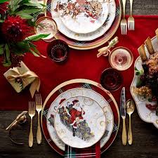 Red Tartan Charger Plate Williams Sonoma In 2020 Christmas Dining Table Christmas Dinner Table Christmas Table