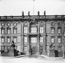 Berlin Schloss Lustgartenfront Portal Iv Unbekannt Bildindex Der Kunst Architektur Bildindex Der Kunst Archi Schloss Stadtschloss Berliner Schloss