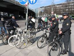Munchen Neuhausen Ganz Nah Dran An Verkehrssundern Deshalb Patrouillieren Jetzt Fahrrad Streifen Neuhausen Nymphenburg