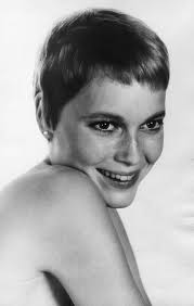 In 1967 Vidal Sassoon Was Filmed Cutting Mia Farrow S Luscious Long Locks Into A Cropped Pixie Cut For Roman Polanski S New Movie Rosema Pixie Cuts