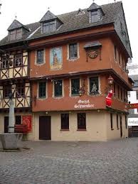 Old Sachsenhausen Frankfurt Dance District Spent Lots Of Time At 4 Stories Frankfurt Am Main Cool Landscapes Germany