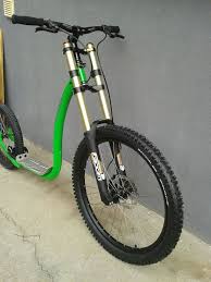 Die Legendaren Xh Roller Made In Schriese Kickbike Tretroller Dogscooter Verkauf Und Vermietung Tretroller Roller Fahrrad