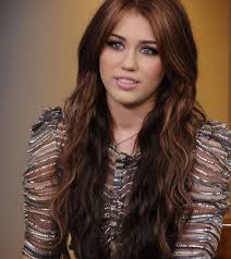 Pin By Courtney On Hair Miley Cyrus Long Hair Miley Cyrus Hair Miley Cyrus Brown Hair