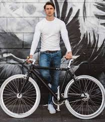 Watt Electric Fixie Elektrische Fiets Voltes Nl Voltes In 2020 Elektrische Fiets Fiets Fietsen