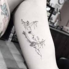 Cicekli Hilal Ay Dovmesi Floral Crescent Moon Tattoo Dovme Kus Tuyu Dovmeleri Omuz Dovmesi
