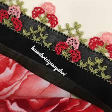 906 Begenme 9 Yorum Instagram Da Kuzenlerin Igne Oyalari Kuzenlerinigneoyalari Fiyat Bilgisi Ve Sipari Crochet Vest Pattern Needle Lace Crochet Clothes
