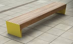 Banc Public Contemporain En Bois En Acier Galvanise Blocq By David Karasek Mmcite 1 A S Banc Public Chaise D Exterieur Mobilier Jardin