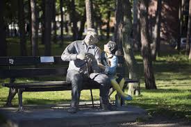Sven Backstein Opa Mit Kind Kunst Timmendorfer Strand Backstein