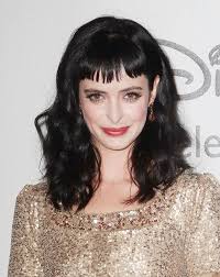 10 Celebrities Who Rock Short Bangs Better Than Beyonce 50s Hair And Makeup Hair Beauty Hair Color For Black Hair