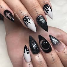 32 Awesome Gothic Nail Art Ideas For You Gothic Nail Art Ideas N Gothic Nail Art Ideas Trough Info Gothic Nails Gothic Nail Art Halloween Nails Easy