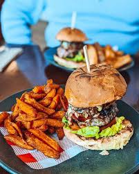 Burgers And Fries Before Guys Just Look At This Burger I Went To Thebrasseriemk For Lunch With Banditstreetfood An In 2020 Yummy Lunches Food Sweet Potato Fries