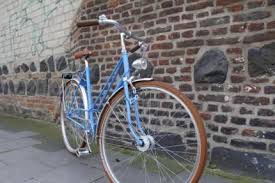 Restauriertes Retro Damenrad Vintage Neu 28 Zoll Hellblau In Innenstadt Koln Altstadt Gebrauchte Damenfahrrader Kaufen Fahrrad Restaurieren Retro
