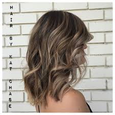 Ash Blonde Balayage Highlights On Medium Hair Women S Haircuts Hairstyles Short Hair Lengths Balayage Hair Hair Styles