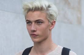 How To Get Lucky Blue Smith S Blonde Hair Lucky Blue Smith Men Blonde Hair Bleached Hair Men