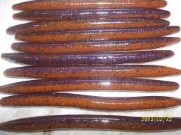 Worm Two Colors Top Dark Purple With Red Orange And Black Flake Bottom Brown Orange With Orange And Black Flake Fishing Tips Fish Bass Fishing Bait
