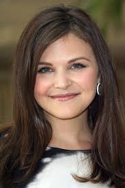 Ginnifer Goodwin S Hair Story The Long Short Of It Round Face Haircuts Hairstyles For Round Faces Haircuts For Wavy Hair