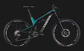 Und Spectral Cf 9 0 Mit Carbonrahmen Und Alu Hinterbau 2 6 Kg Fahrrad Mtb Fully Fahrrad Canyon Mountainbike