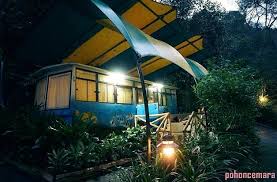 Penginapan Atau Hotel Caravan Taman Safari Cisarua Bogor Pemandangan Safari Penginapan